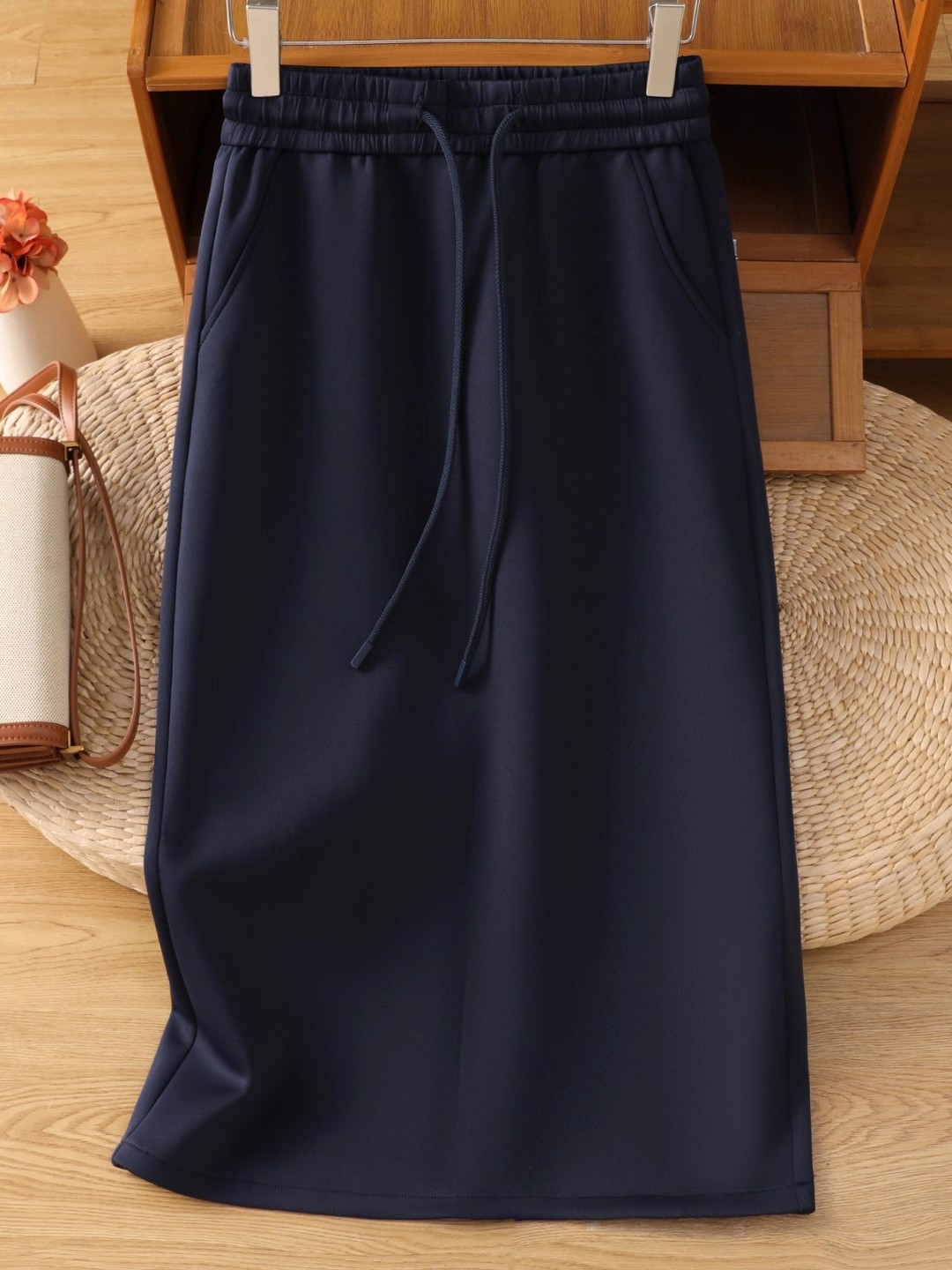 A-Line Skirt Midi - Ciemnoniebieska spódnica midi w kształcie litery