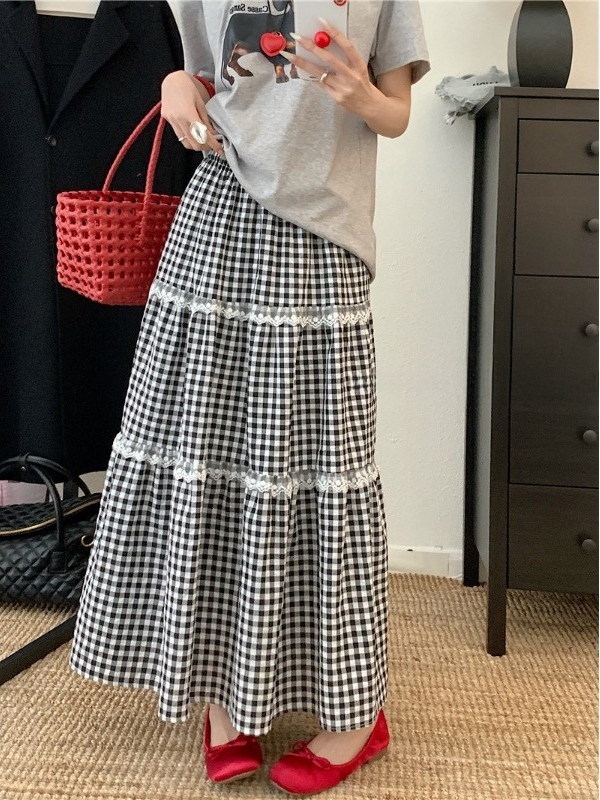 A-Line Skirt Midi - Spódnica midi w kratę z koronką,