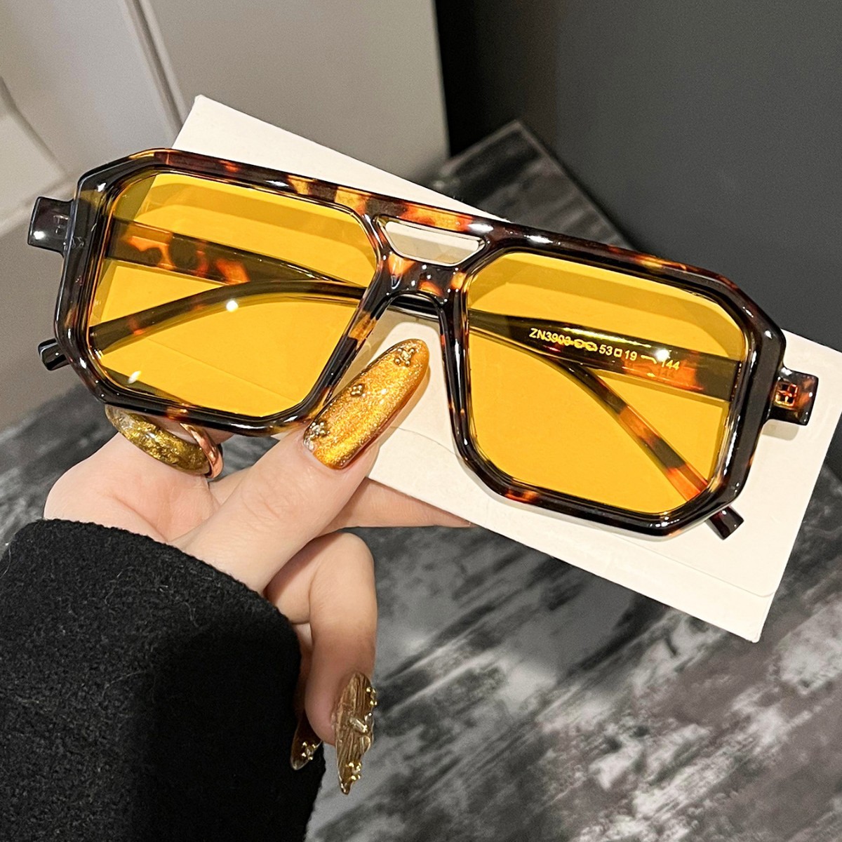 Nowe Retro Kwadratowe Okulary  – Women'S Fashion Eyeglasses recenzja i cena